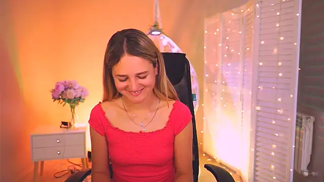 DeboraLarson online show from June 16, 3:29 am