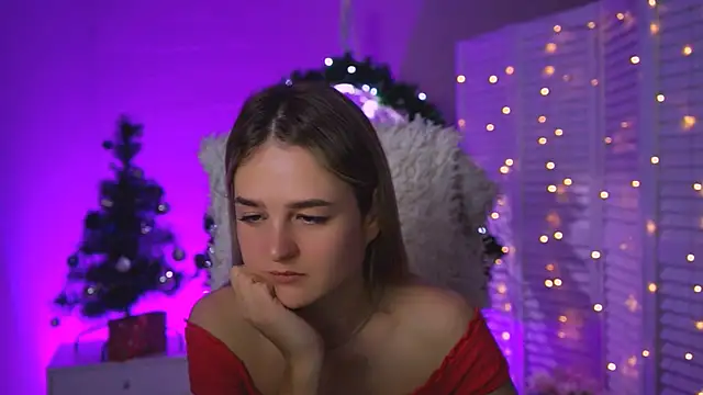 DeboraLarson online show from December 21, 3:55 am