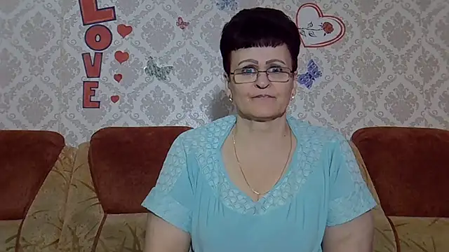 PaulaGolden online show from October 4, 9:15 am