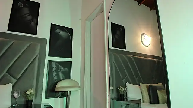 brenda nova18 online show from February 5, 9:29 pm