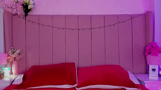 MollyBigBoobs12 online show from November 14, 8:42 pm