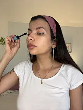 adop me   online show from March 25, 10:23 pm