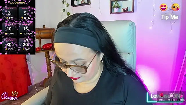 Gia Nahomi online show from March 27, 11:27 pm