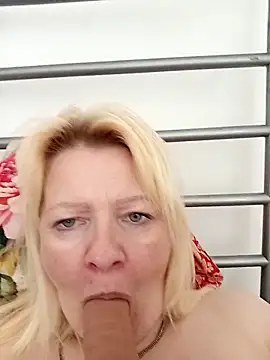 Lauri scherri online show from May 23, 12:58 pm