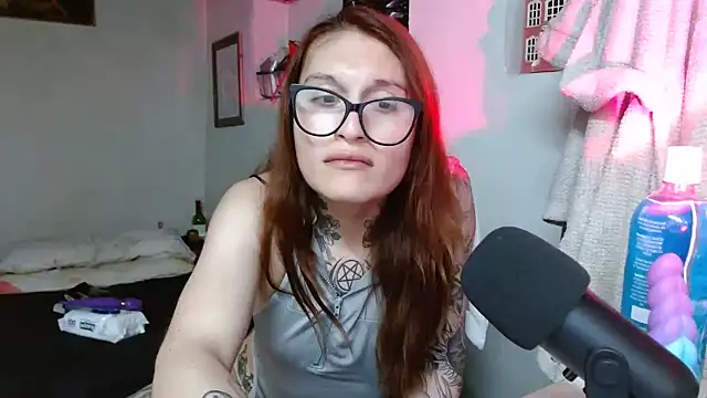 kittenlizz online show from October 2, 9:20 pm