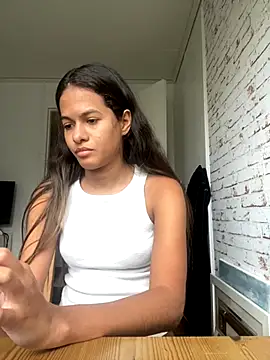 Snapshot of Gaby_pinheirO chatting on October 20, 1:03 pm Gaby pinheirO online show from October 20, 1:03 pm