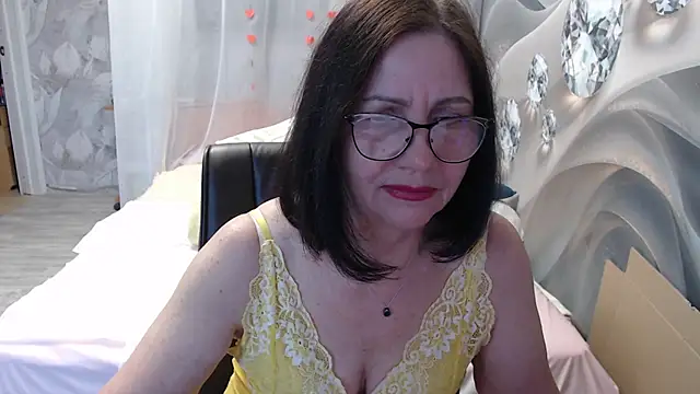 OlgaHottie online show from February 16, 12:32 am