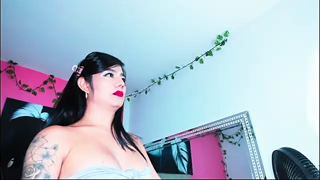 ZachaTompson online show from February 2, 9:36 pm