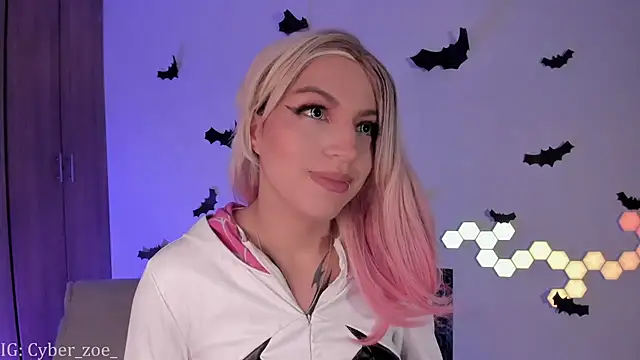 cyberzoe online show from October 29, 12:37 am