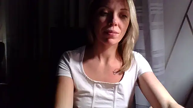 VelvetLove287 online show from February 22, 7:59 pm