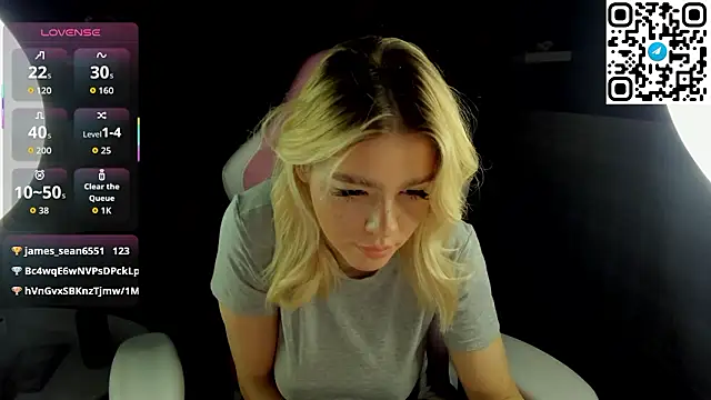 Anna Robinson online show from February 5, 2:36 am