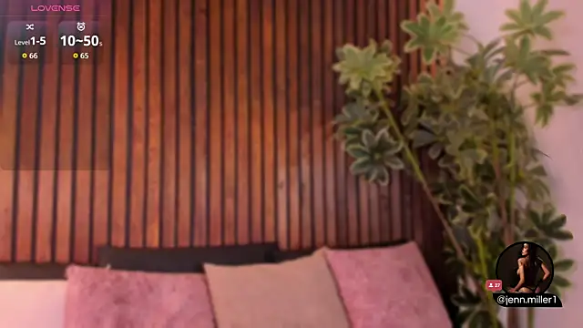 Jennmiiller  online show from January 15, 12:55 pm