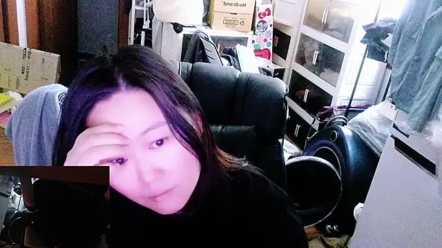 rami0428 online show from May 18, 7:58 am