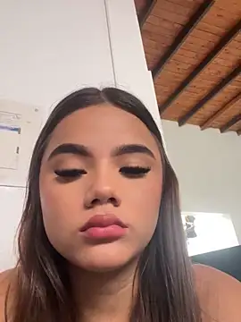 Natasha by online show from December 5, 2:40 pm