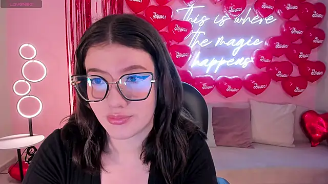 AmberFarrell online show from February 14, 8:33 pm