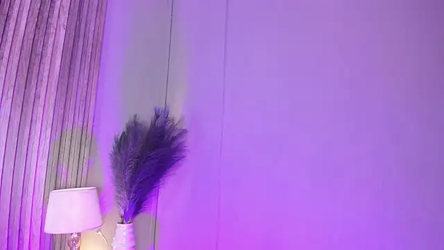 HannaPaola online show from March 9, 10:35 pm