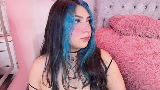 Salem skyler  online show from October 12, 5:10 am