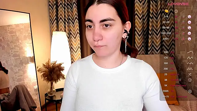 hannacheekss  online show from October 9, 2:37 am