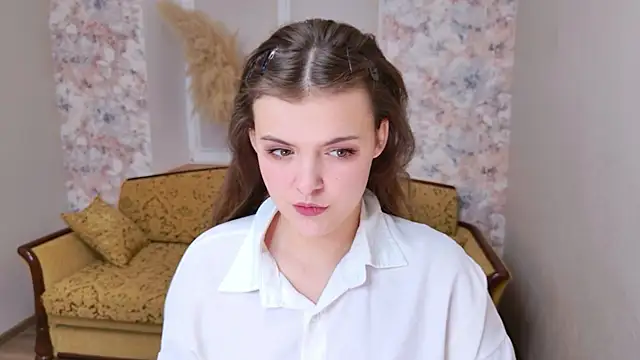 showmeparadise online show from December 4, 1:35 pm