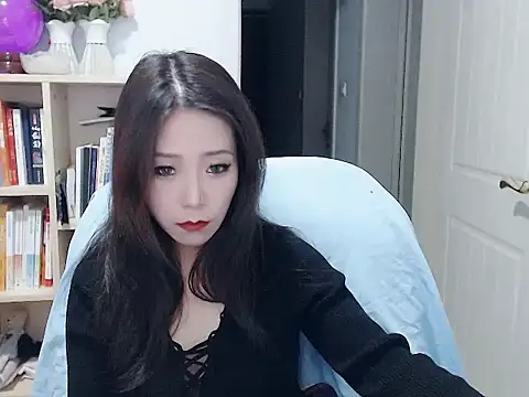 SuSushi728 online show from February 6, 4:21 pm