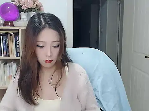 SuSushi728 online show from December 14, 3:51 pm