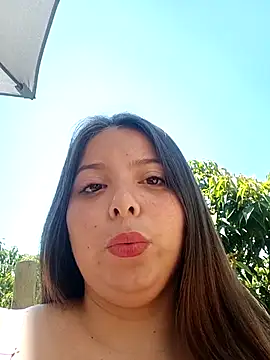 Snapshot of Emawalker_ chatting on October 5, 2:55 pm Emawalker online show from October 5, 2:55 pm