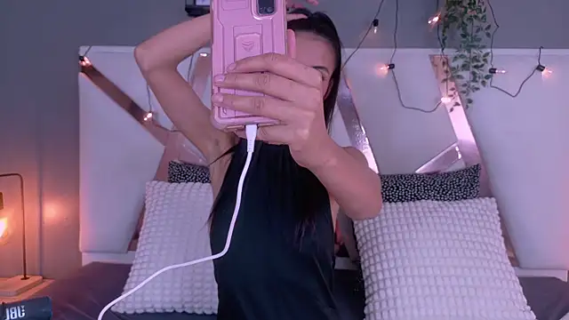 Snapshot of ChanelAdamss_ chatting on September 24, 7:57 pm ChanelAdamss online show from September 24, 7:57 pm