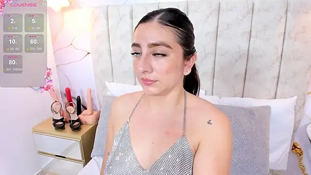 LauraSmith-01 online show from February 12, 8:43 pm