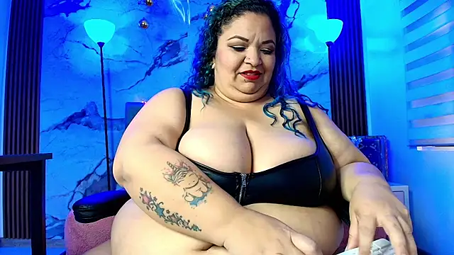 ANAMARIARIOS online show from January 6, 6:22 pm