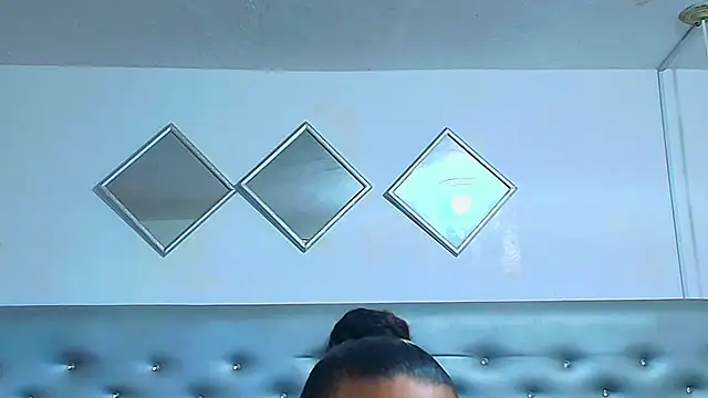 EileenBenzon online show from November 6, 2:34 pm