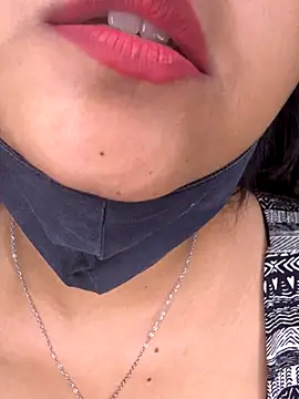 Blackmagic queen online show from November 27, 11:51 pm