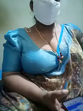 cute-devi online show from October 23, 6:19 am