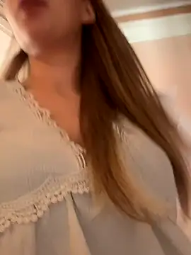 Hr Fru Olsen online show from October 18, 12:52 pm