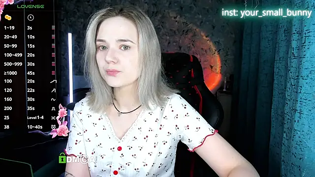 Your small bunny online show from July 21, 2:01 am