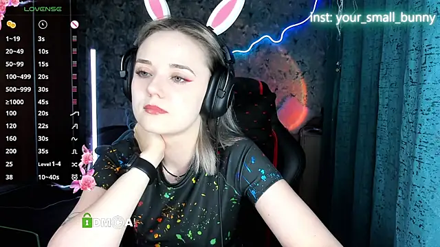 Your small bunny online show from July 25, 2:18 am