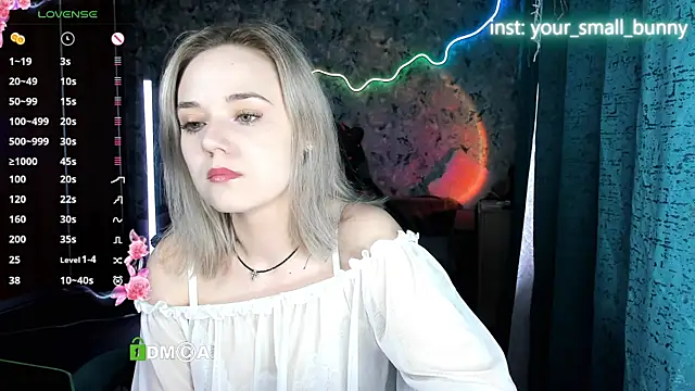 Your small bunny online show from July 18, 2:15 am