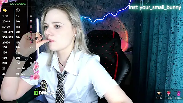 Your small bunny online show from August 1, 2:02 am