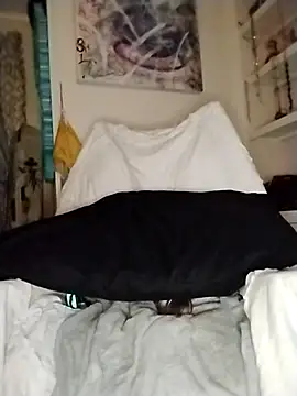 ivylee31 online show from December 1, 9:57 am