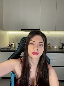 CurlyLara online show from March 7, 5:58 am