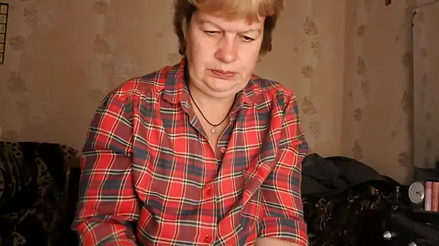 Ettie Tonia online show from October 25, 11:18 am