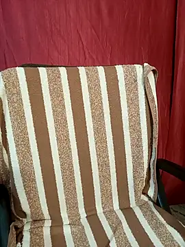 Snapshot of Stripy_Doll chatting on October 19, 5:26 pm Stripy Doll online show from October 19, 5:26 pm