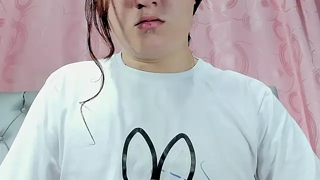 Snapshot of veneno_hot chatting on September 23, 12:47 pm veneno hot online show from September 23, 12:47 pm