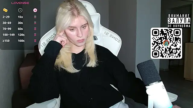 LizaKisses online show from October 7, 10:19 am