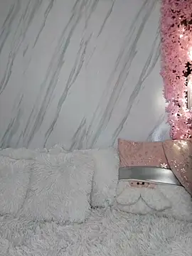 Nanda Vixen online show from December 16, 7:20 pm