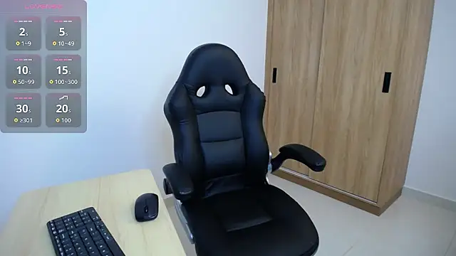 karoll marquez online show from March 6, 12:06 am