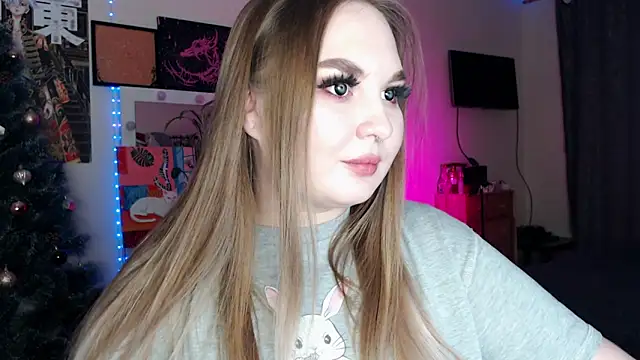 Greeenfriends6969 online show from December 19, 4:32 pm