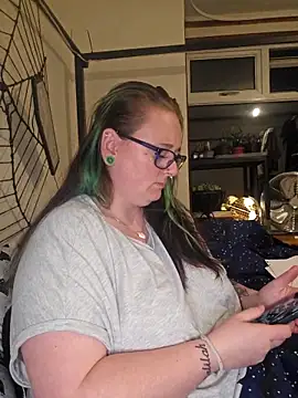 Bunny Cummings online show from October 1, 10:26 pm