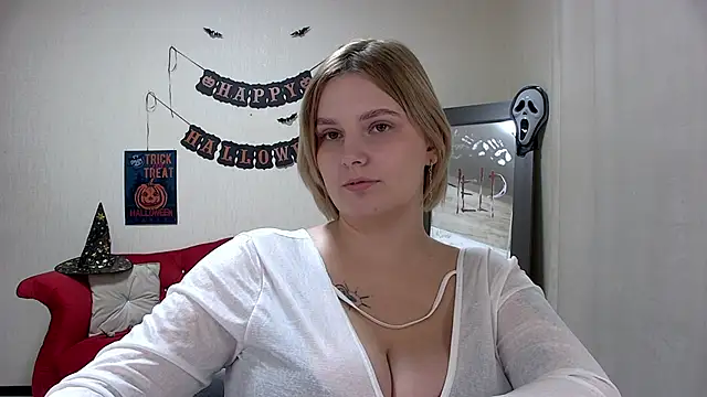 DianeMills online show from October 26, 5:30 pm