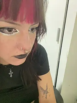 belletotosa online show from February 11, 10:55 pm