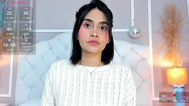 serena jeyms online show from October 6, 8:13 pm